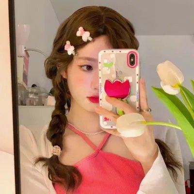 「再见」中的女人